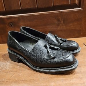 Dr. Marten Favilla pebble women tassle loafer